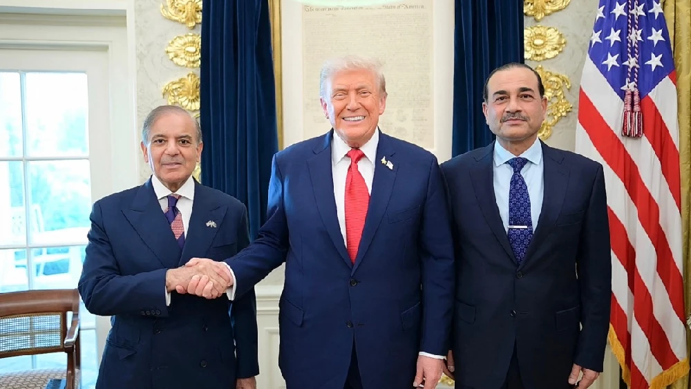 Trump’s policy shift elevates Pakistan, ends Washington’s India-first approach: report